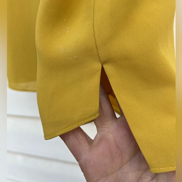 Topshop mustard thin strap front/back V-neck, lined top, side slits, size 2 - Picture 4 of 9